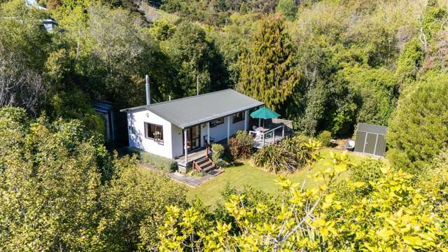 Maakoha - your peaceful Pigeon Bay escape