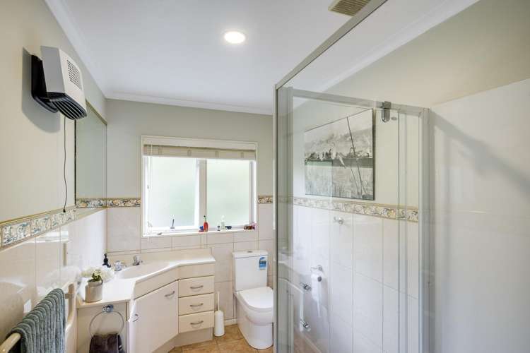 76a Churchill Drive Taradale_11