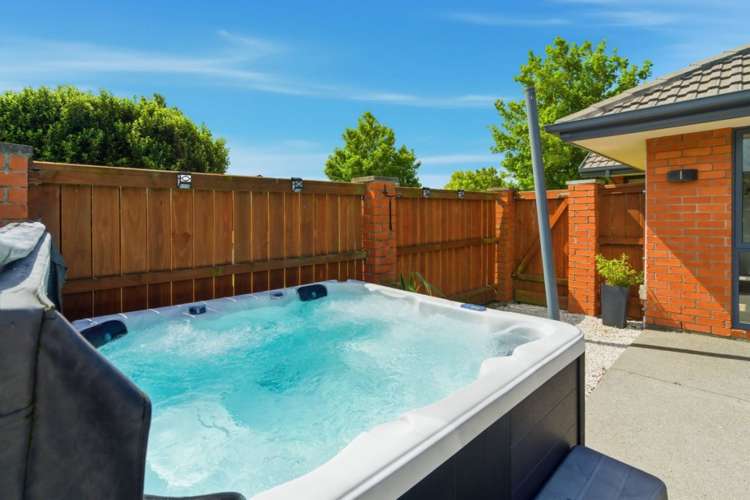 278 Southfield Drive Lincoln_22