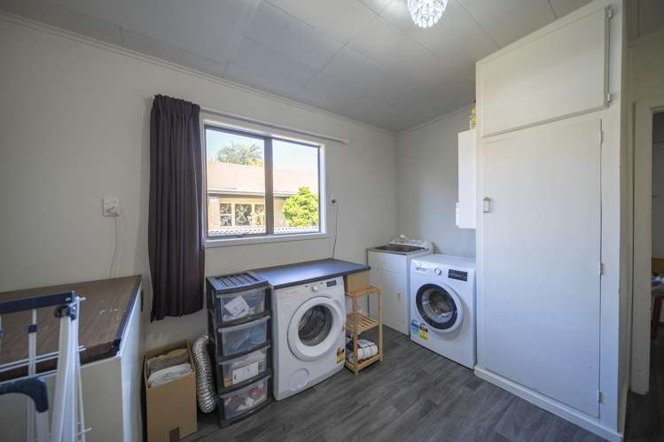 14 Pompolona Street Te Anau_18