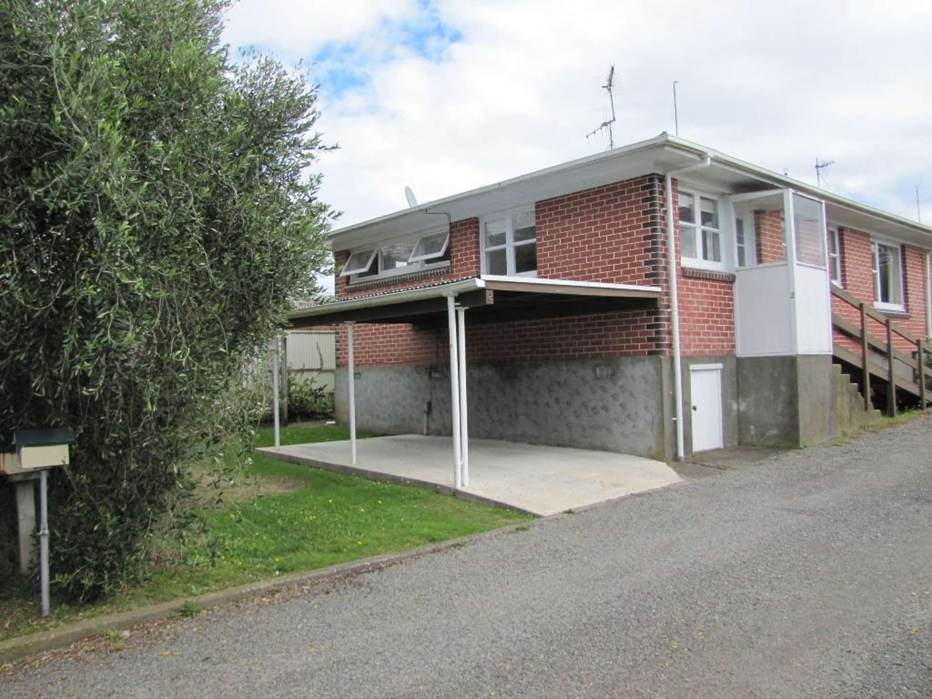 2/13 Alexander Road Raumati Beach_0