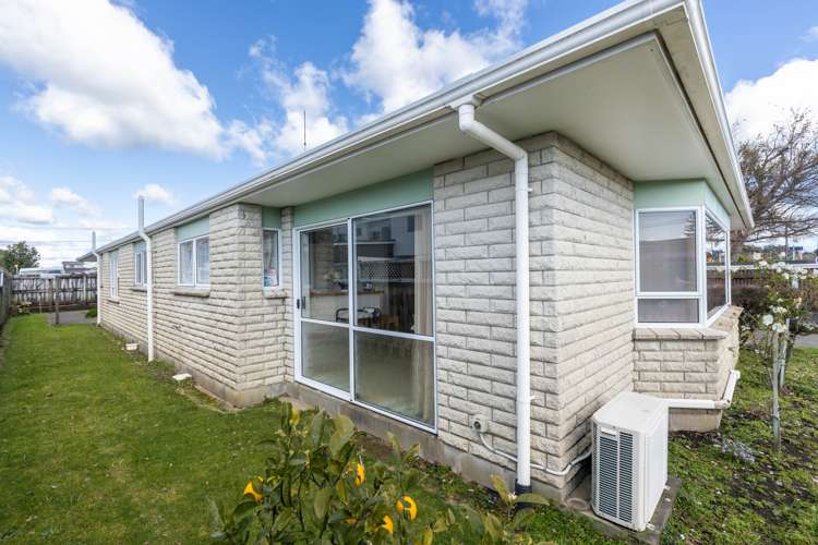 103 Tukapa Street Westown_17