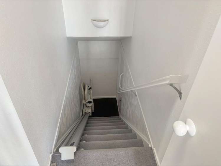 2/89 Churchill Drive 10792_4