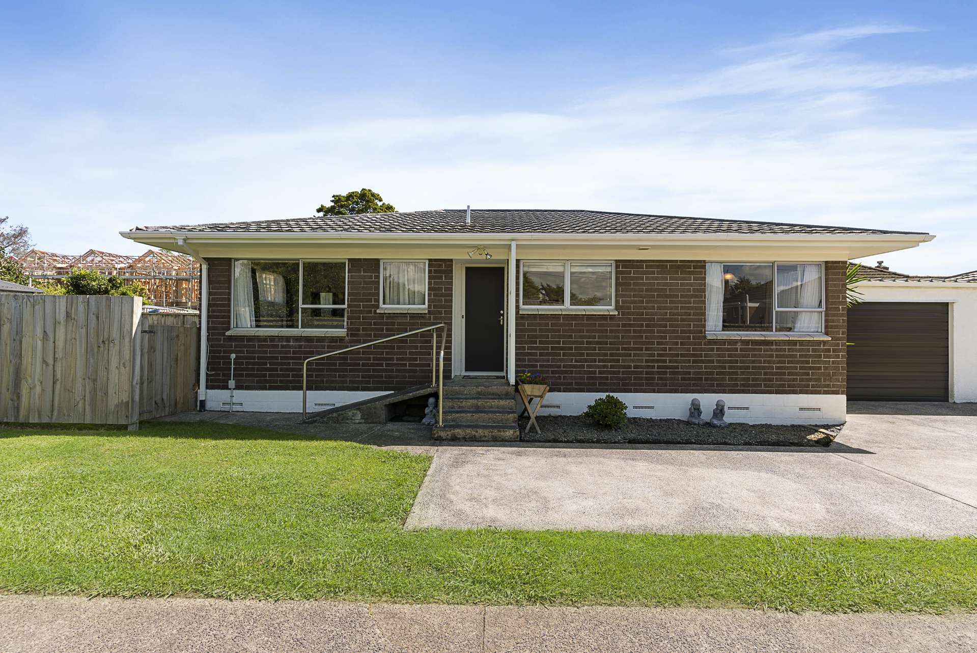 8b Rimu Road Mangere Bridge_0