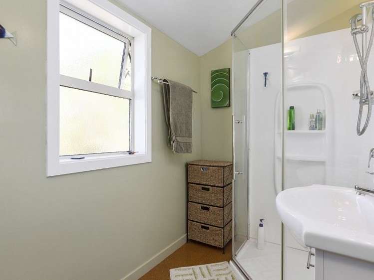 69 Church Hill Road Green Island_14