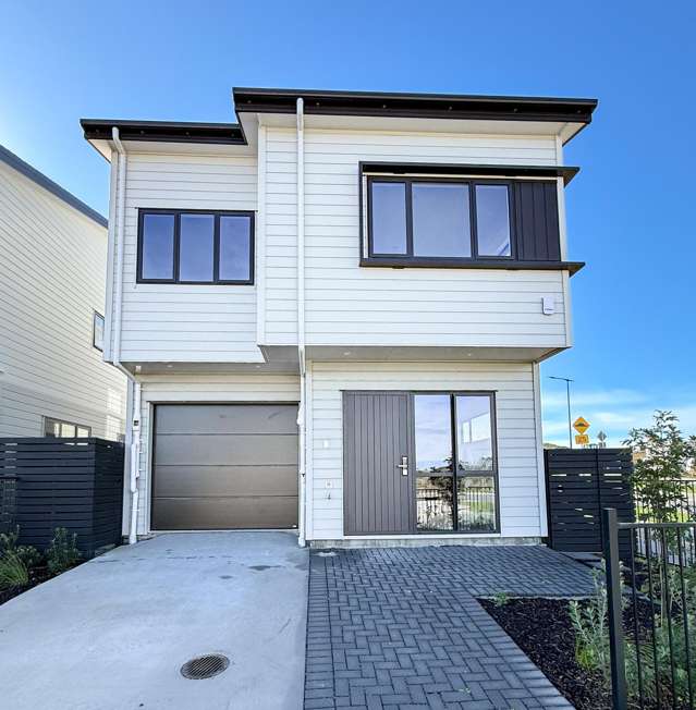Stunning Brand New Standalone Home in Westgate