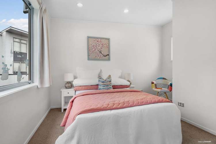 6/3 Wagener Place Mount Albert_12