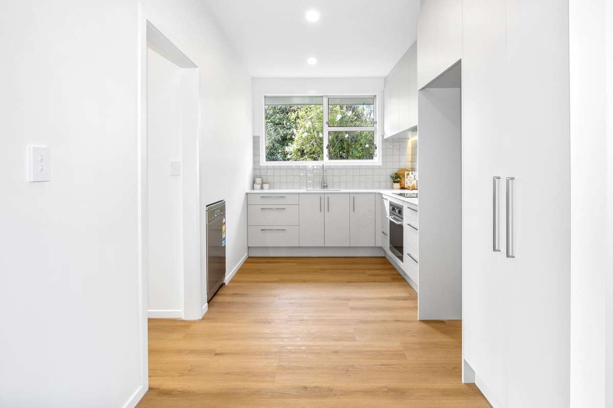 2/99 Briggs Road_3