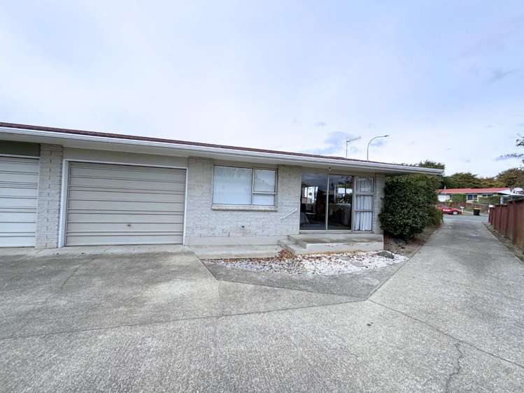 1/13 Cobham Crescent Stoke_1