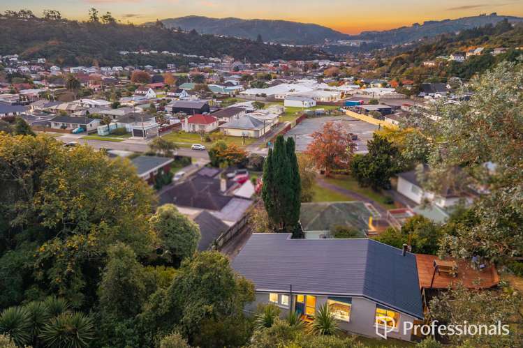 14a Hawthorn Crescent Stokes Valley_23