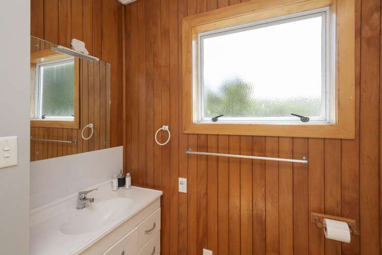 95 Iranui Road Inner Kaiti_19