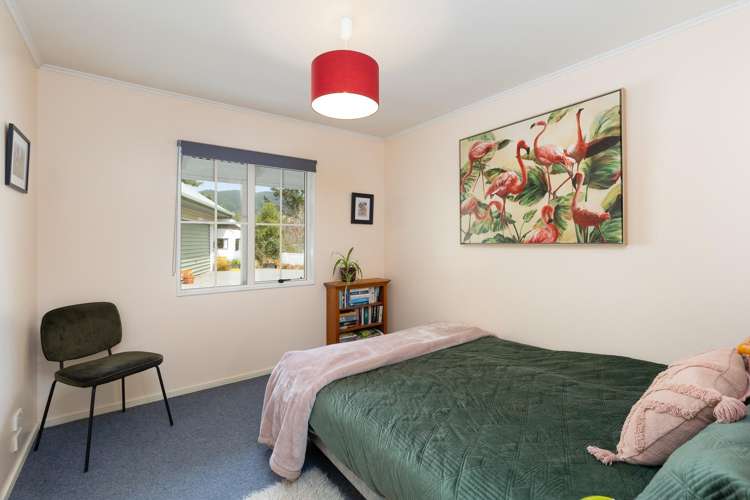 265 Lud Valley Road Hira_16