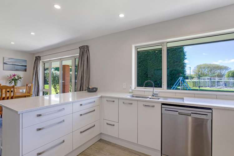 244 Greenpark Road Lincoln_15