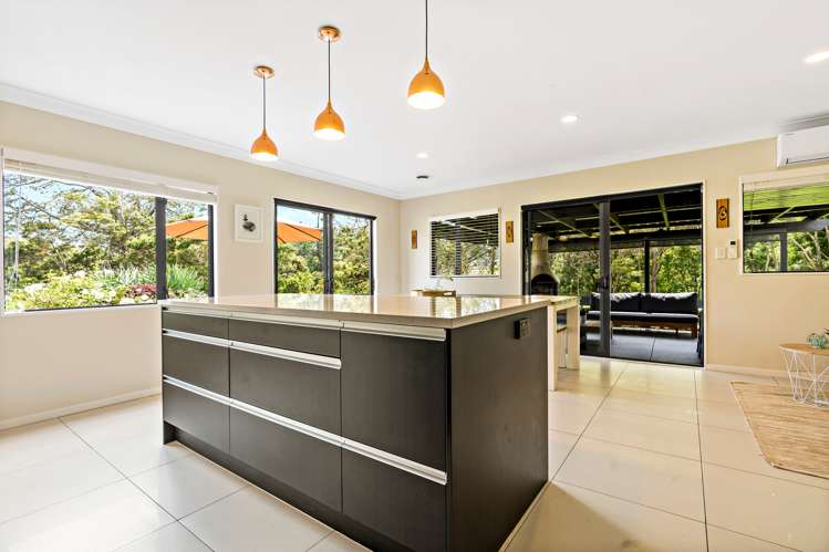 102 Te Wharau Drive Greenhithe_11