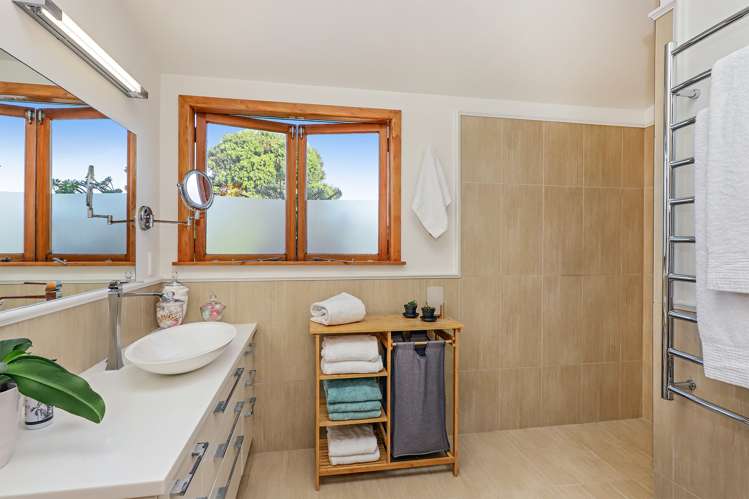 44 Shrimpton Road Haumoana_16