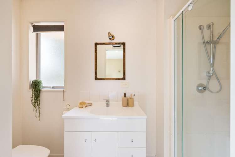 2 Moule Street Addington_8