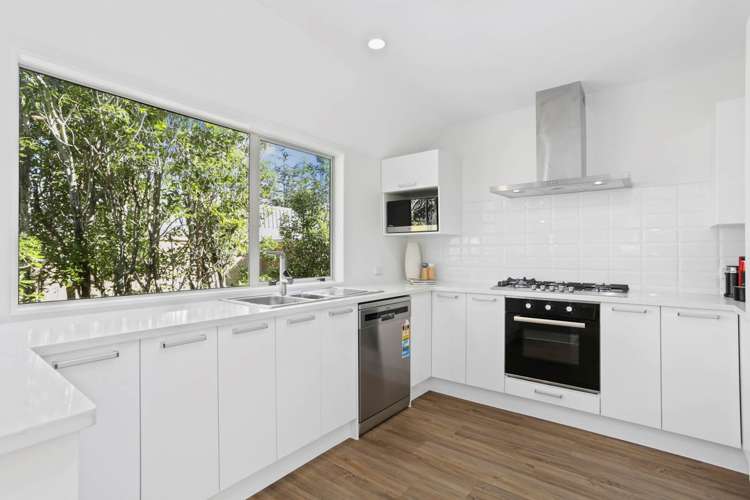 64a Rockfield Road Penrose_9