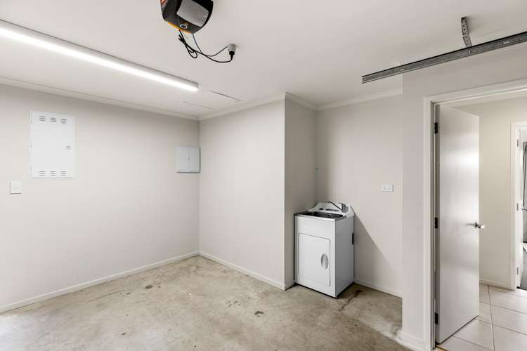 46 Skyhawk Road Wigram_15