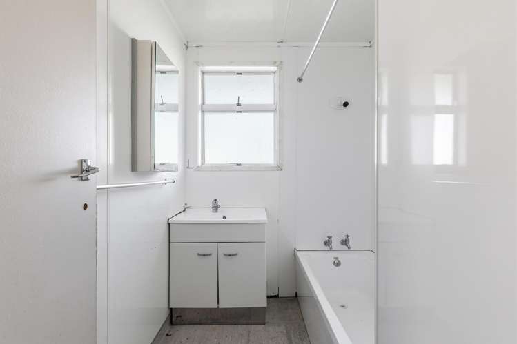 12A and 12 Pooles Road Te Aroha_11