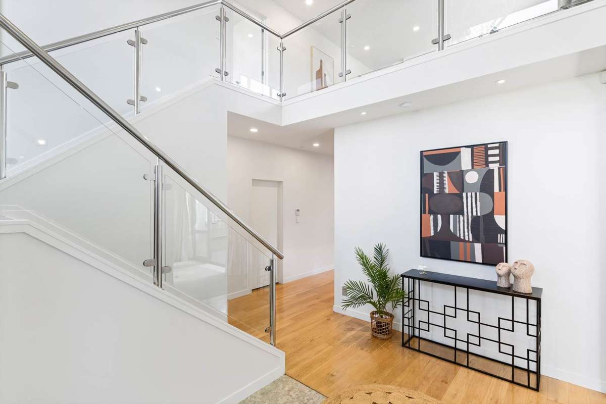11 Irongate Avenue_2