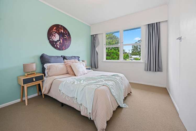 16 Te Anau Place Glenview_6