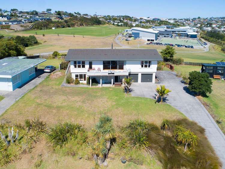 11 Kathy Terrace Stanmore Bay_9