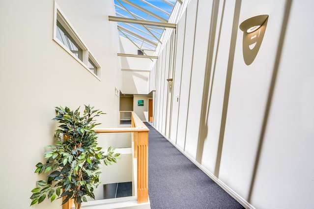 2E/11 London Street Hamilton Central_2