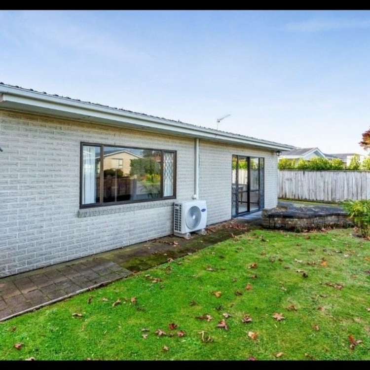 1/5 Hawea Street Merrilands_8