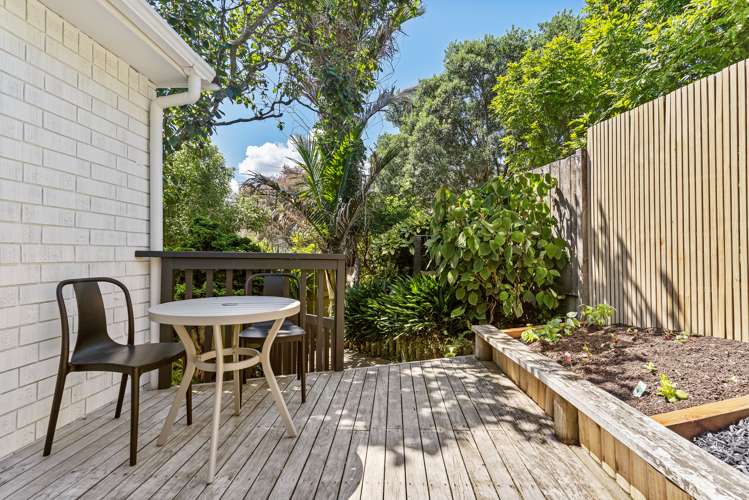 1/18 Glenwood Avenue Birkenhead_10