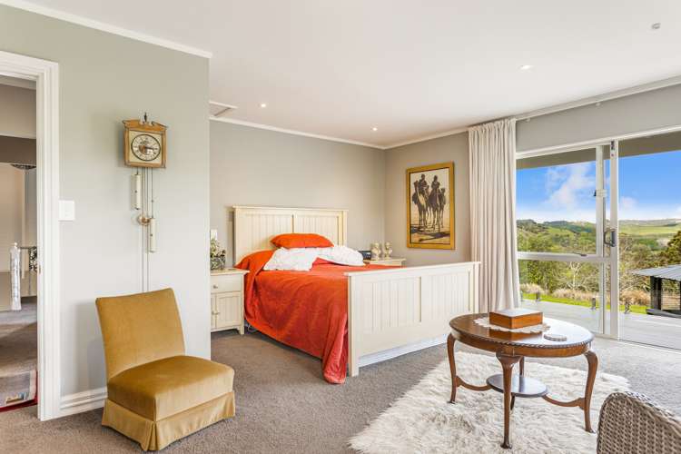 764 Peak Road Helensville_16