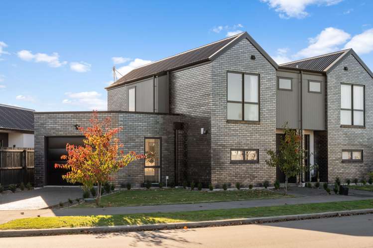 17 Eminence Drive_0