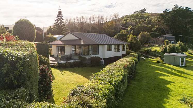 32 Okains Bay Road Robinsons Bay_1