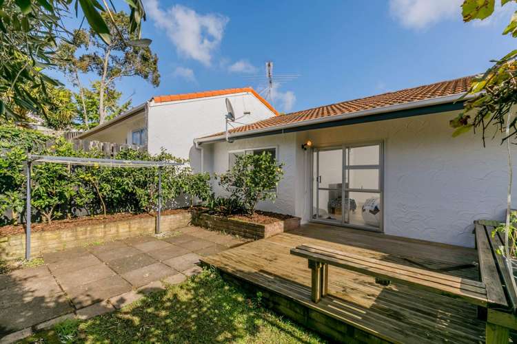 1/4 Monteith Crescent Remuera_10