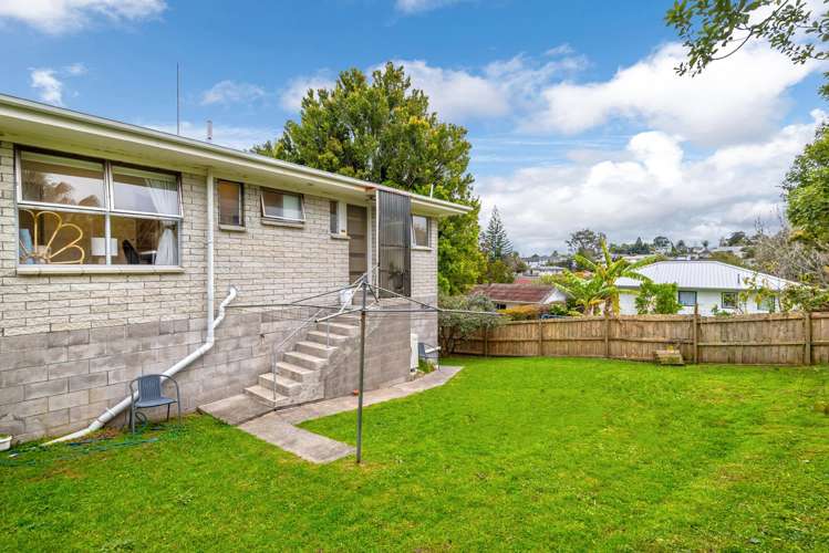 1/14a Camrose Place Glenfield_12