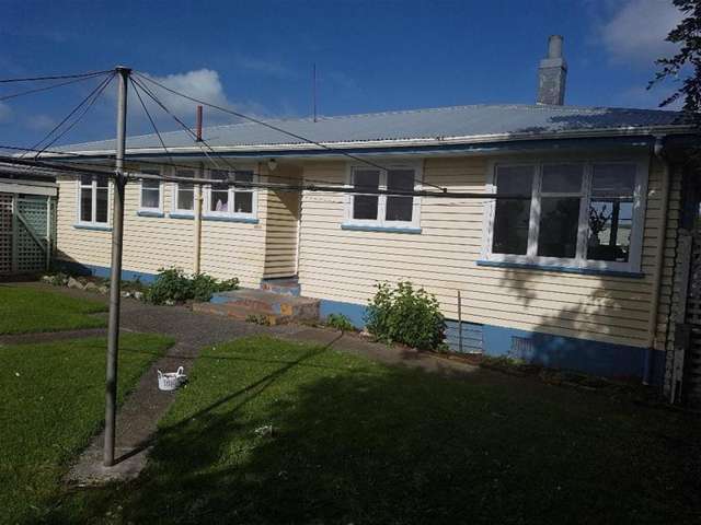 230 Egmont Street Patea_2