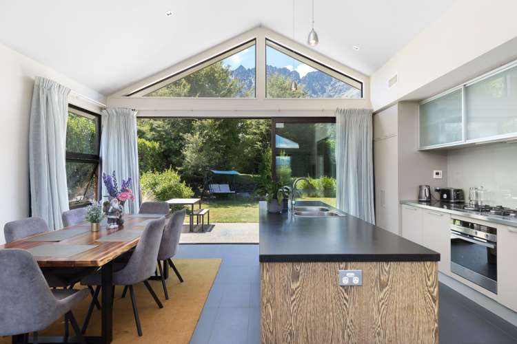 4 Jackby Court Jacks Point_21