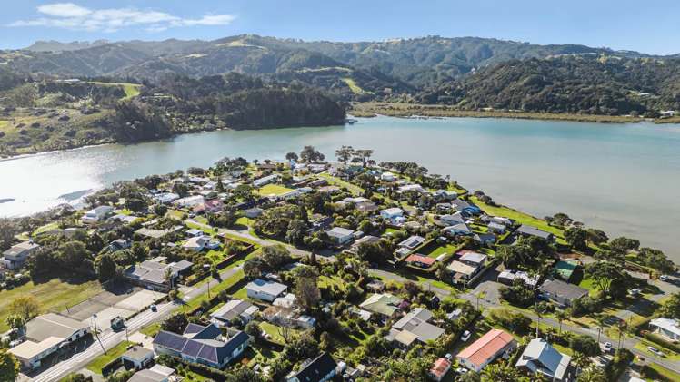 11 Harbour View Road Point Wells_30
