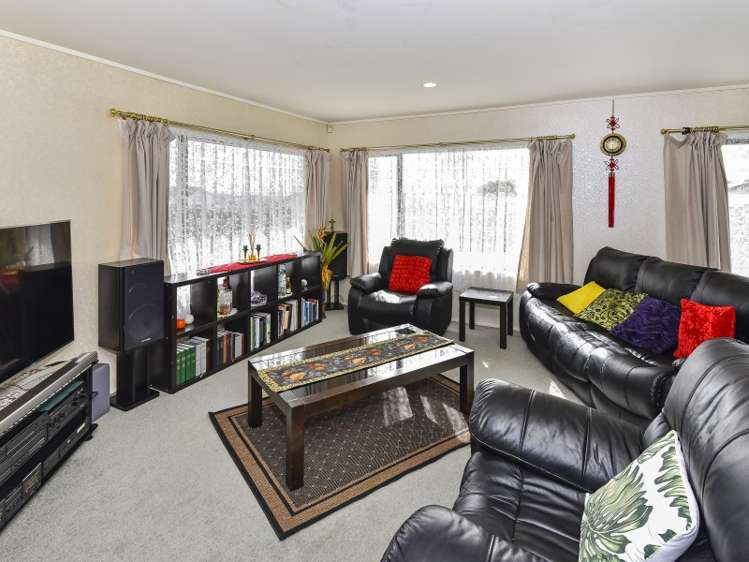 29 Hilltop Road Clover Park_19