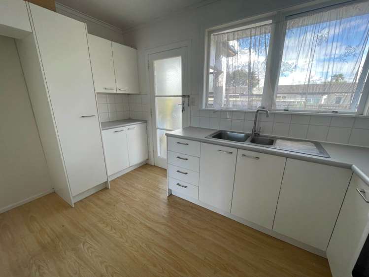 3/39 Shakespeare Road Milford_4