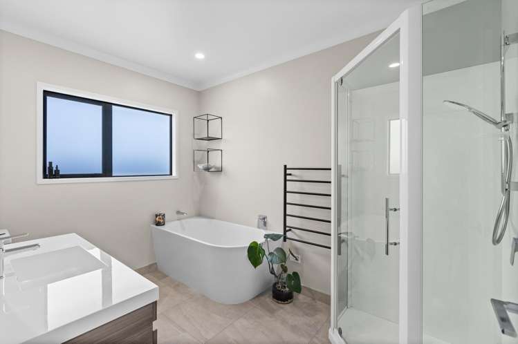 15 Dinneen Close Frimley_13