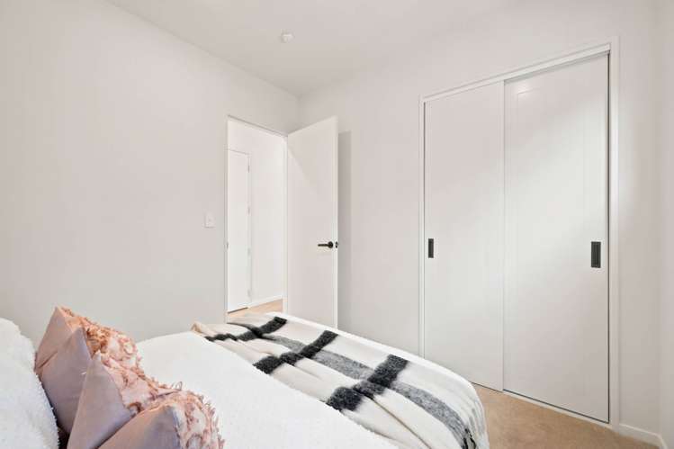 72 Ara Taha Crescent Orewa_12