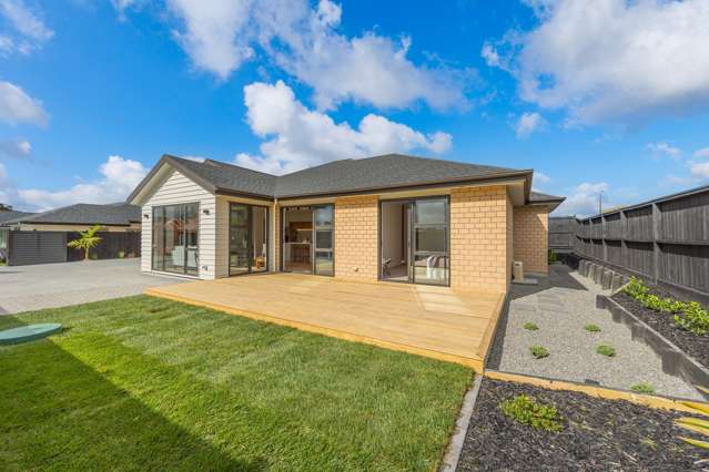 71 Waiwai Drive Wainui_1