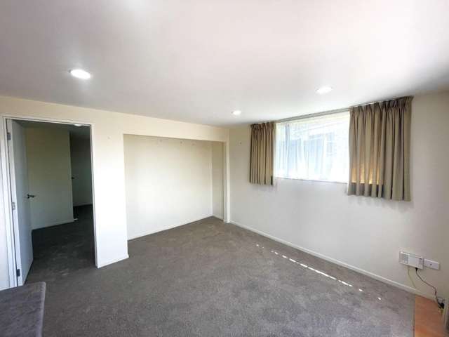 66B Bradbury Road Botany Downs_3