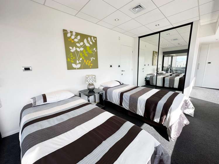 1/1 Wakefield Av Sumner_13