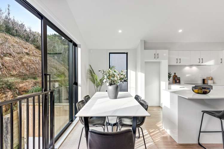 9 Stockden Place Karori_14