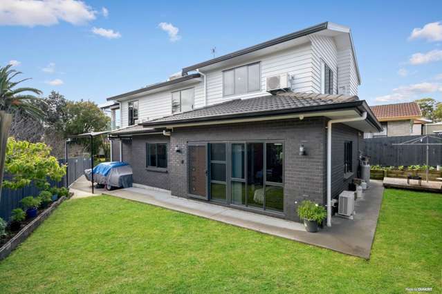 2/12 Sikkim Crescent Clover Park_1