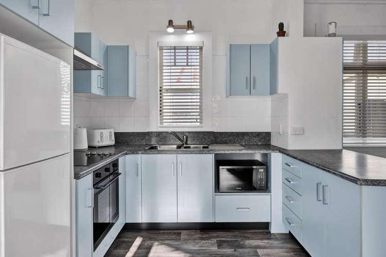 6 Regent Street Hawera_7