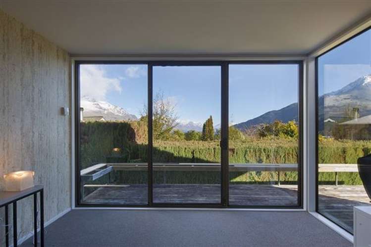 40 Suburb Street Queenstown_3