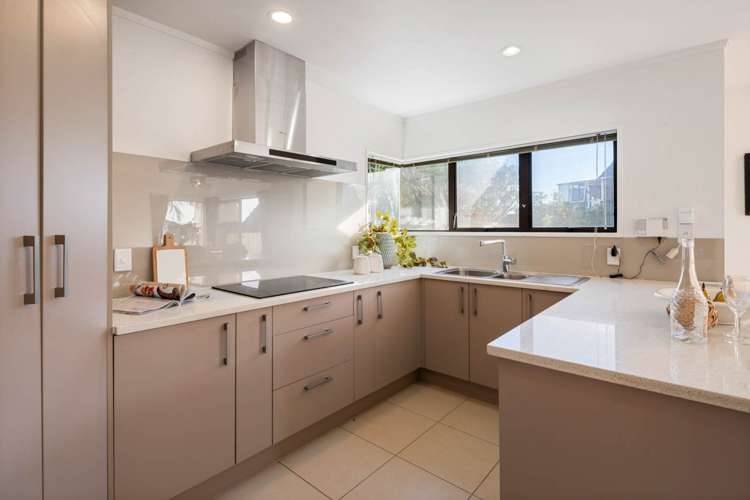 5 Eske Place_4