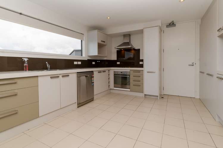 1g/84 Gunner Drive Te Atatu Peninsula_2